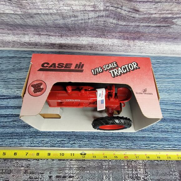 Vtg Scale Models 1/16 scale IH MCCORMICK Deering Farmall Model M n/frontend red - Picture 2 of 10